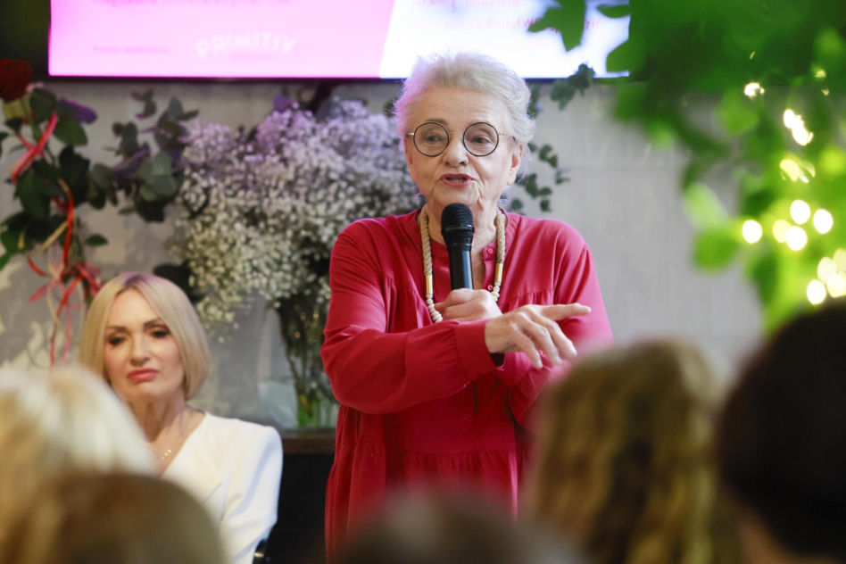 Anna Seniuk