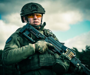 Żołnierze 10 Wrocławskiej Brygady Łączności na poligonie. Intensywne szkolenie i strzelanie z karabinów BOR