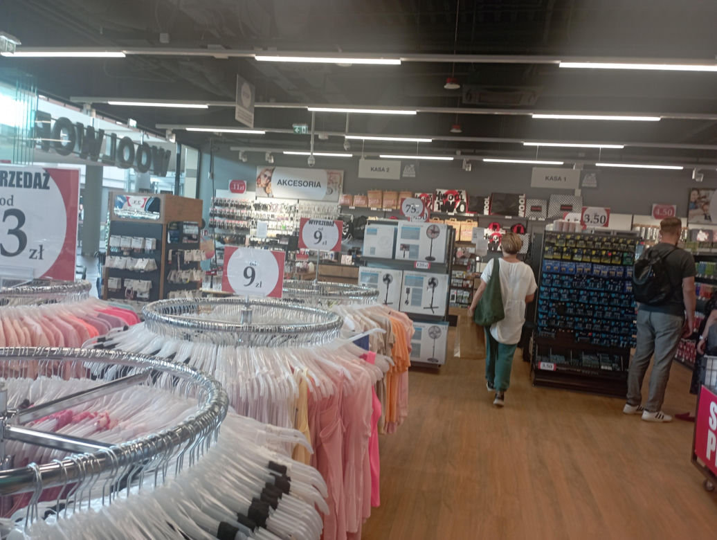 Sklep Woolworth w Poznaniu cieszy się dużą popularnością. Tak wygląda to miejsce trzy miesiące po otwarciu