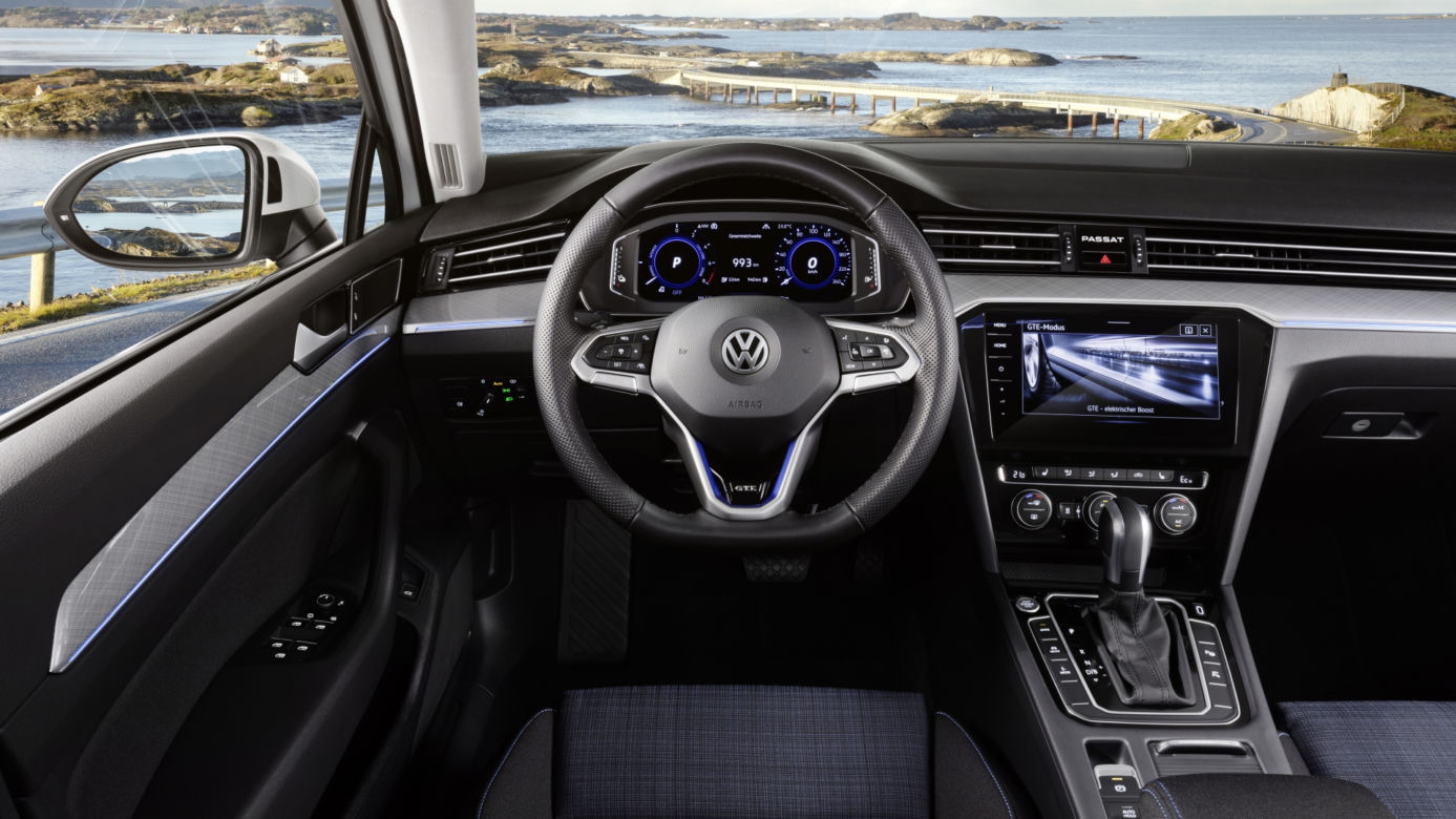 2019 Volkswagen Passat GTE