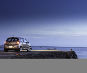 Opel Corsa 2011 - wersja 5-cio drzwiowa