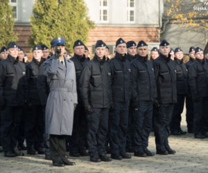 Nowi policjanci w śląskim garnizonie. Złożyli ślubowanie