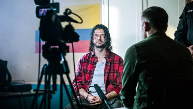 Pierwsza miłość, odcinek 4182: Paweł rozpozna Kingę na zdjęciu! Powie Jankowi kim jest? - ZDJĘCIA