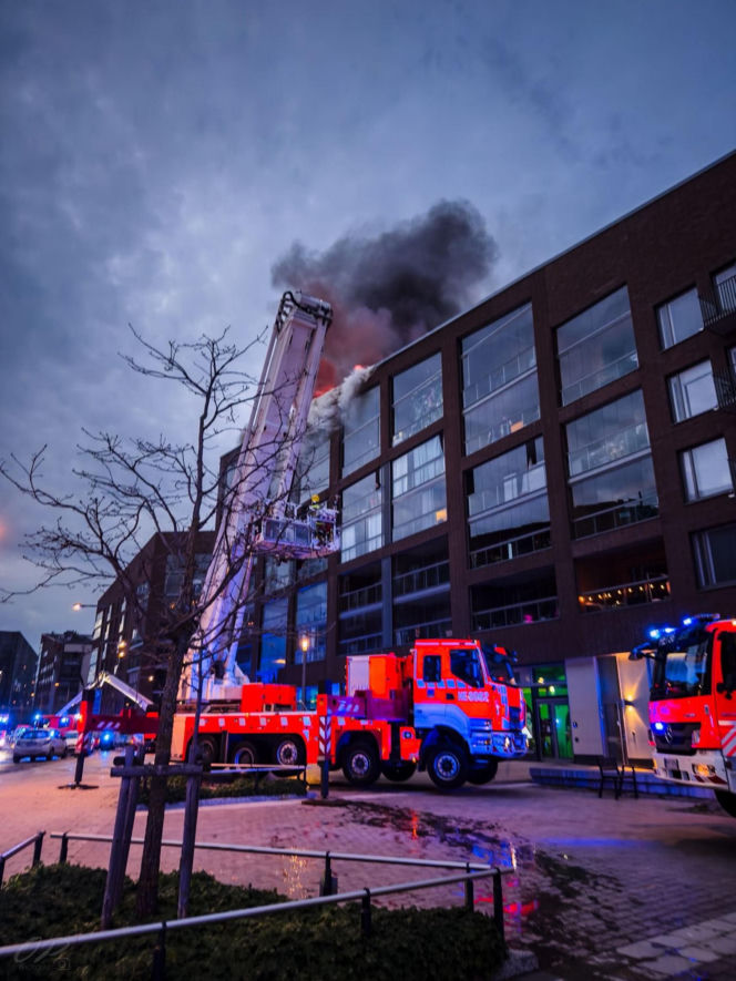 Blok spłonął od grilla na balkonie! 62 mieszkania zniszczone