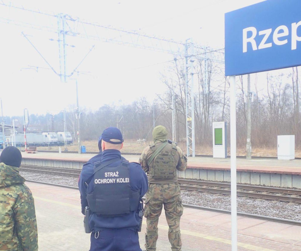 Syryjczyk w pociągu z Berlina. Jego podróż zakończyła się w Rzepinie