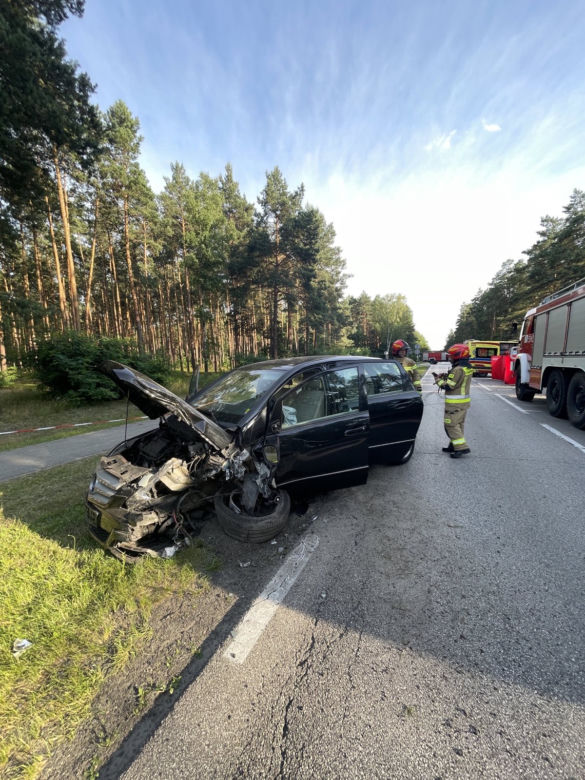 Potworny wypadek w pow. włodawskim. Nie żyją dwie osoby