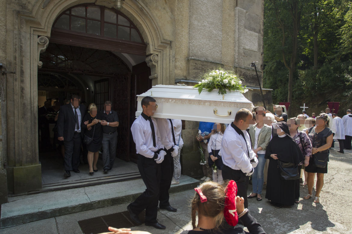 Potwór zgnije w więzieniu