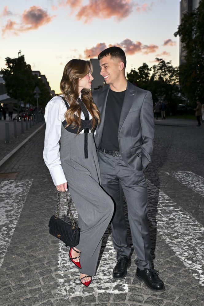 Wersow postanowiła wyprzedać szafę i rozpętała aferę. Sprzedaje rzeczy, które dostała za darmo!