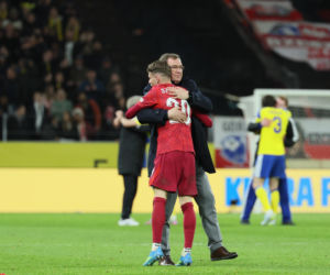 Łzy Polaków po przegranej w Szwecji