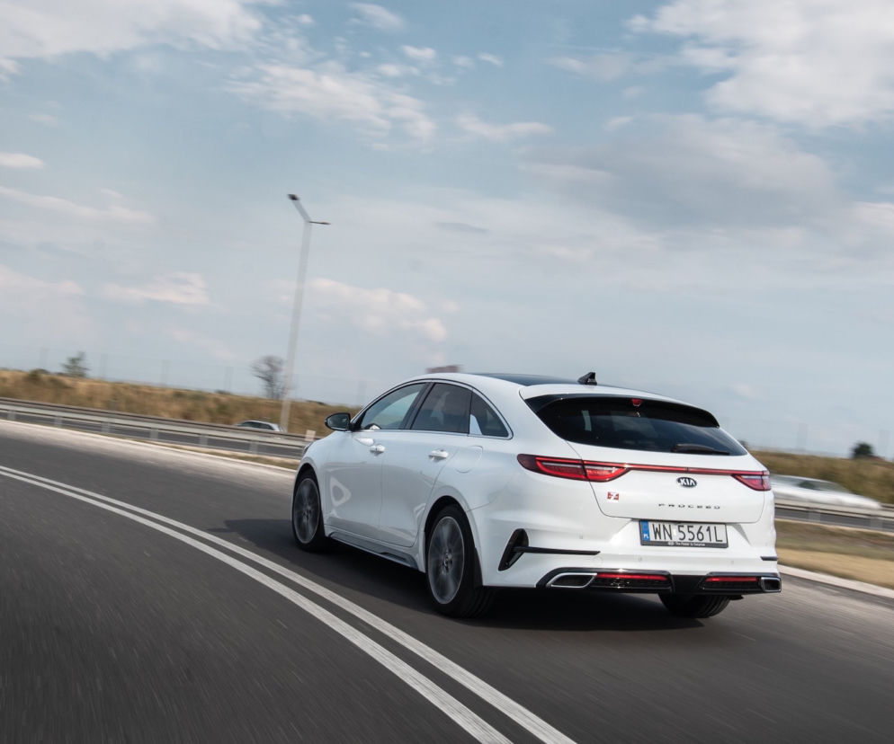 Kia ProCeed GT Line 1.4 T-GDi 140 KM 7DCT
