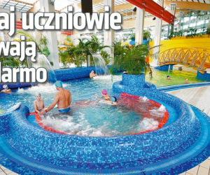 Tutaj uczniowie pływają  za darmo