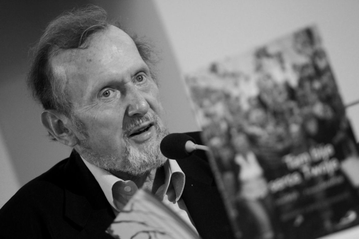 Ernest Bryll nie żyje