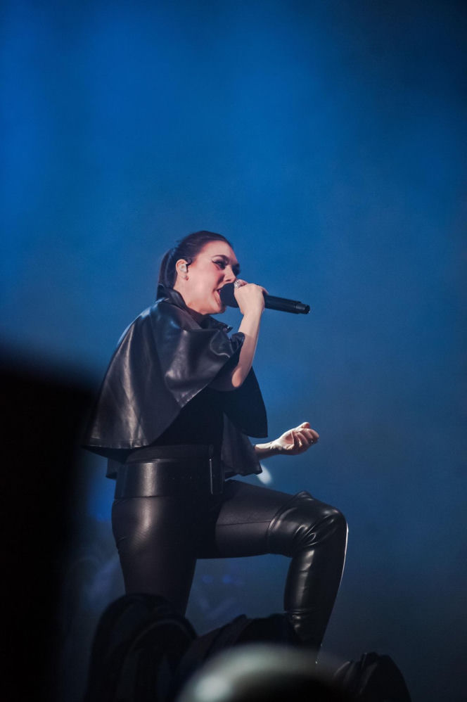 Misternie zaplanowane wizualne widowisko – Epica, Amaranthe i Charlotte Wessels zagrali w Warszawie [RELACJA]