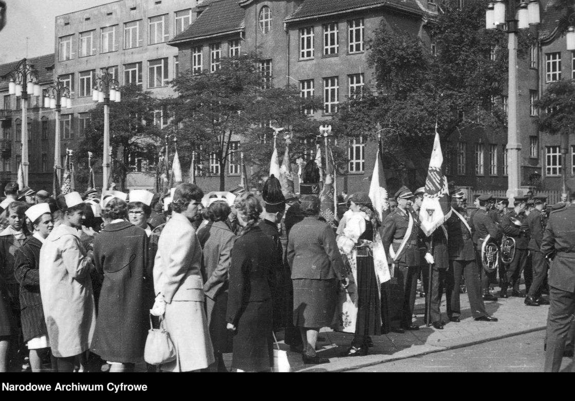 Pielęgniarki z górnikami, Katowice - 1962 r.