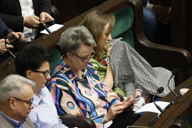 Bosakowie przyszli do Sejmu ze Stefankiem