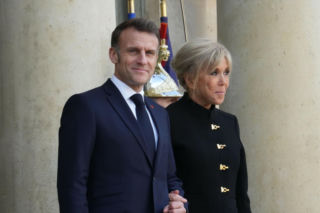 Emmanuel Macron ostrzega: „Bezprecedensowe konsekwencje” czekają tych, którzy naruszą suwerenność Grenlandii