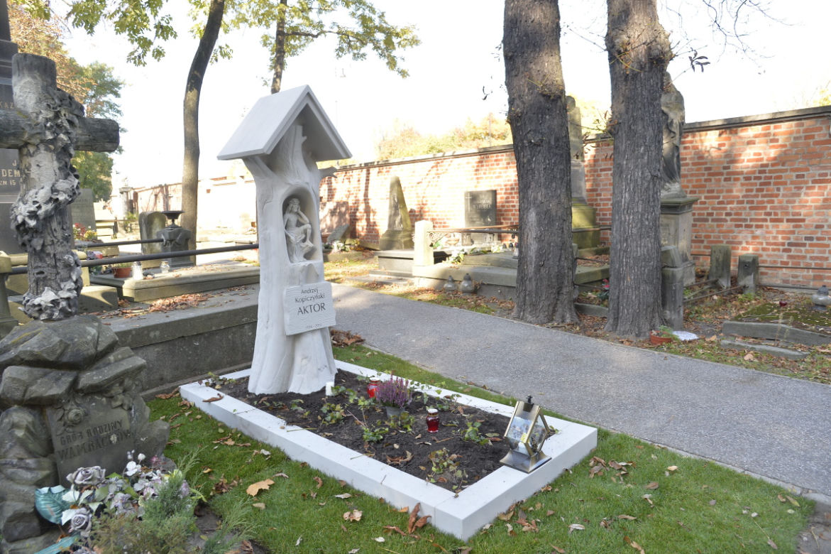 Nowy grób Andrzeja Kopiczyńskiego