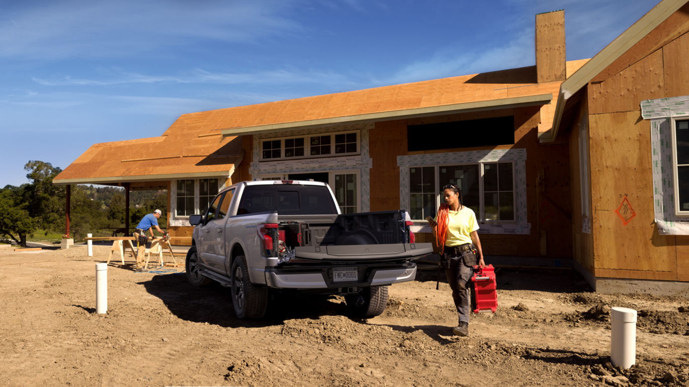 Ford F-150 Lightning (2022)
