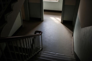 Znęcanie się nad babcią w Będzinie. Jak długo trwał ten niewyobrażalny dramat?