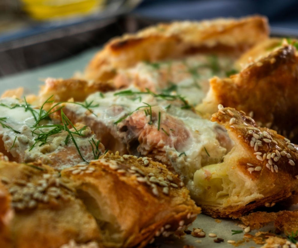 łosoś w cieście francuskim