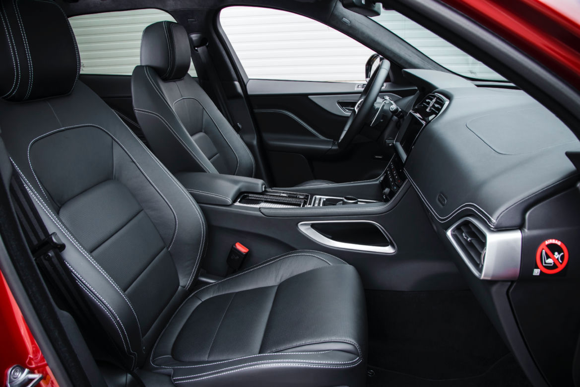 Jaguar F-Pace 