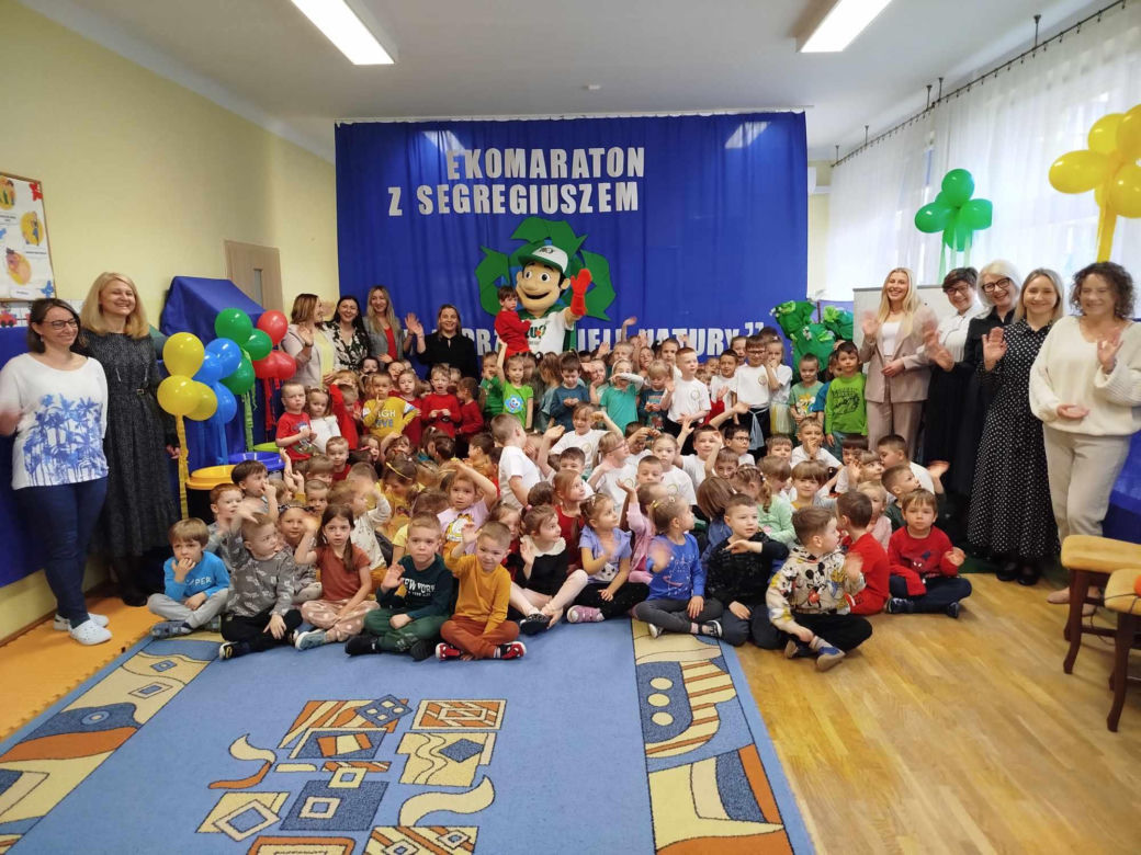 Program jest częścią projektu „EKOmaraton Siedlce z Segregiuszem” promującego edukację ekologiczną wśród najmłodszych poprzez zabawę