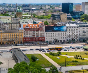 Południowa pierzeja Alej Jerozolimskich w centrum Warszawy