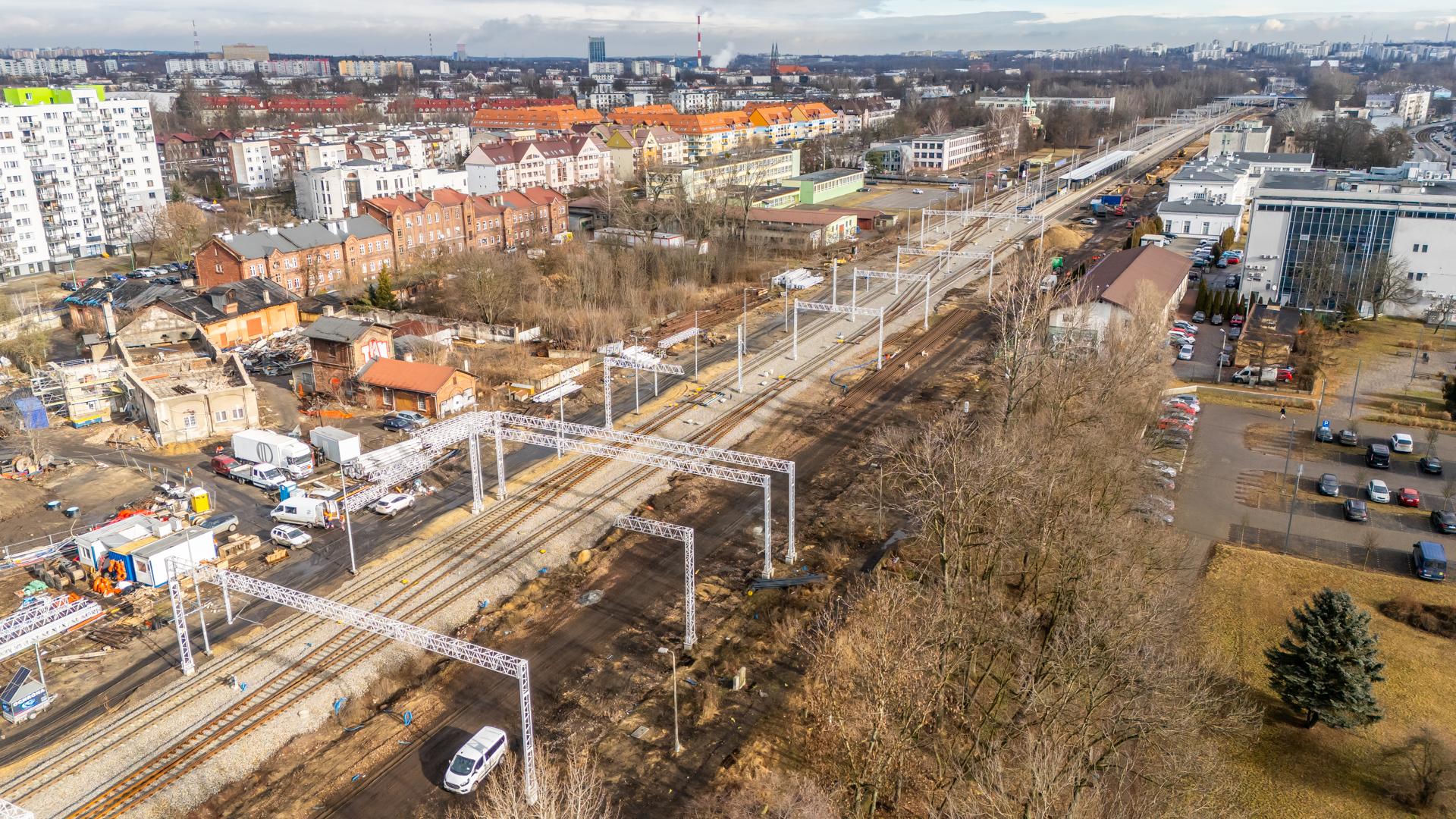 Przebudowa linii kolejowej E65 w Sosnowcu, remonty wiaduktów, dworca, peronów