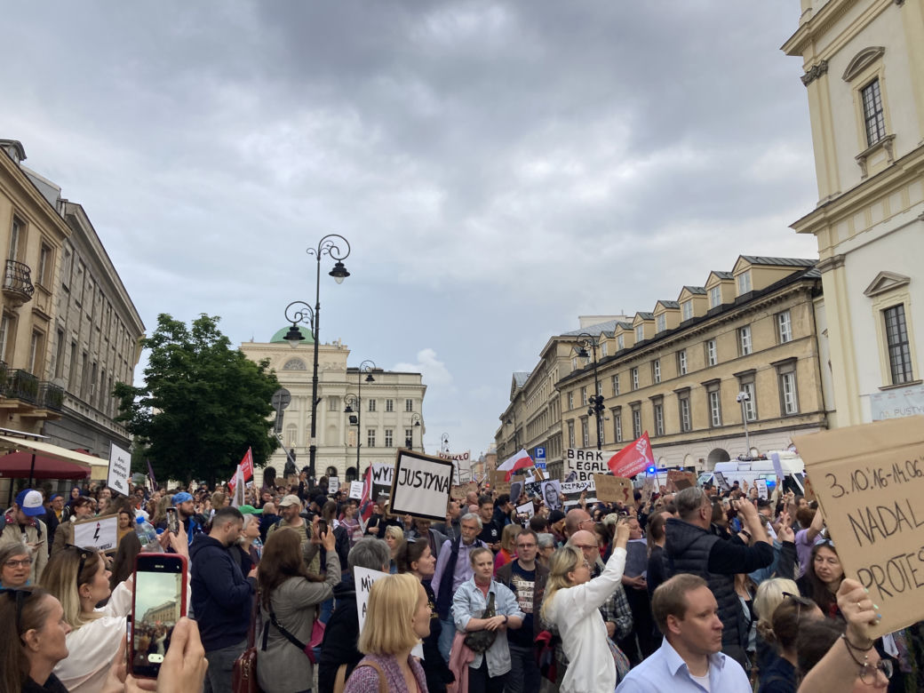 Marsz Strajku Kobiet "Ani jednej więcej!"