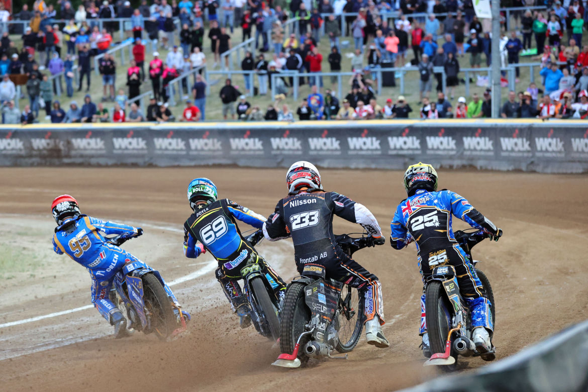 Żużel. Zdjęcia z Grand Prix Niemiec w Teterowie. Zmarzlik na szczycie, liderzy Apatora bez błysku