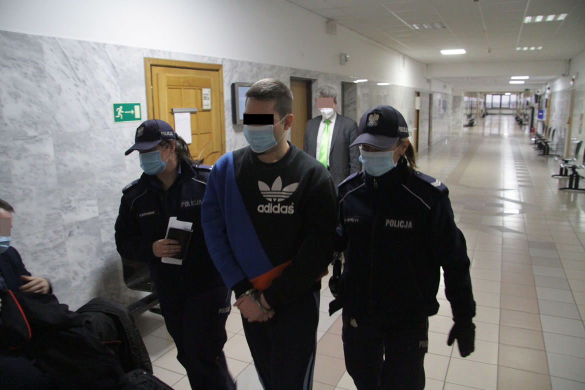 Poćwiartował partnerkę i spalił w piecu. Dostał tylko 5 lat