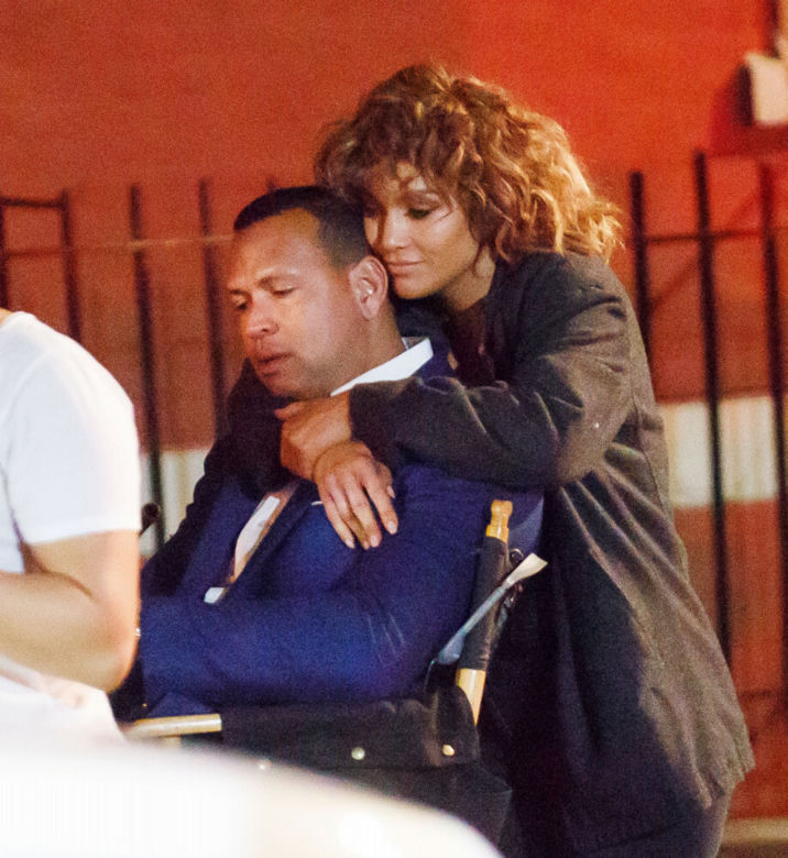A-rod juz ma nową po rozstaniu z j lo. to Kelly Bensimon redaktorka elle i była modelka