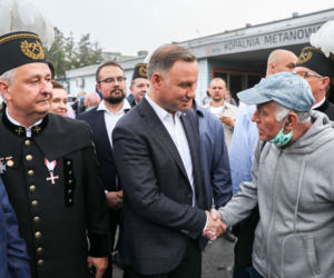 Duda rozdawał górnikom bułki w Zofiówce