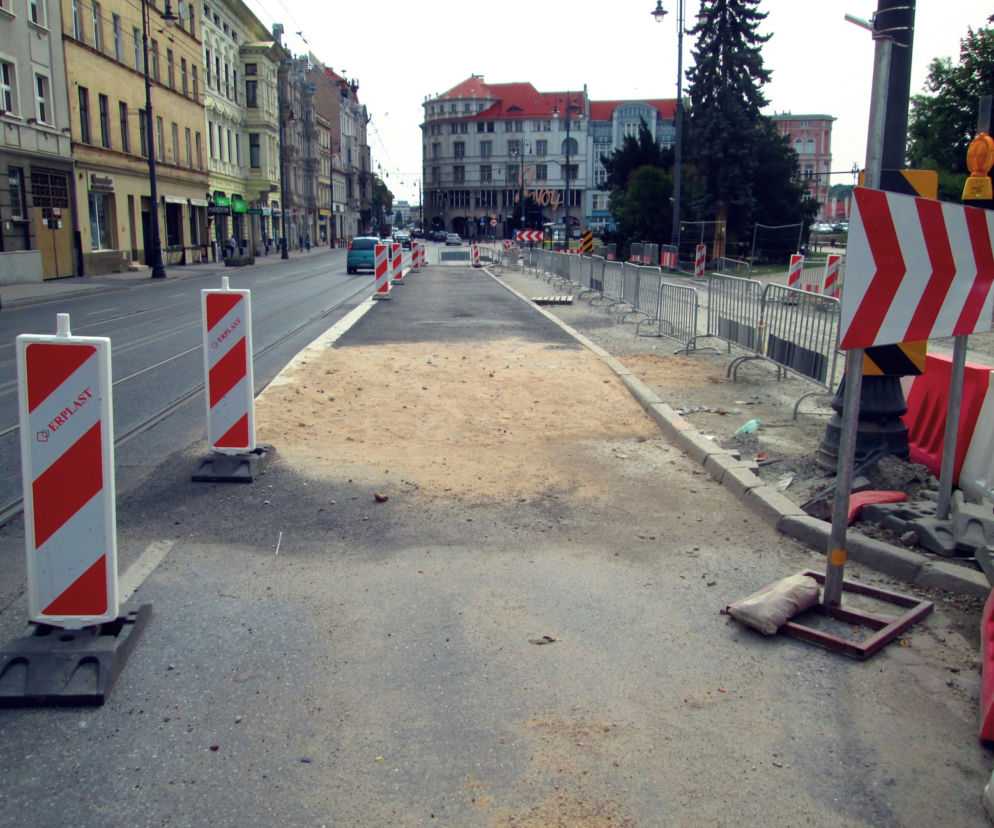 Budowa peronu wiedeńskiego na ostatniej prostej. Jak przebiegają prace? [ZDJĘCIA]