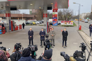 Koniec turystyki paliwowej? Rząd rozważa limity