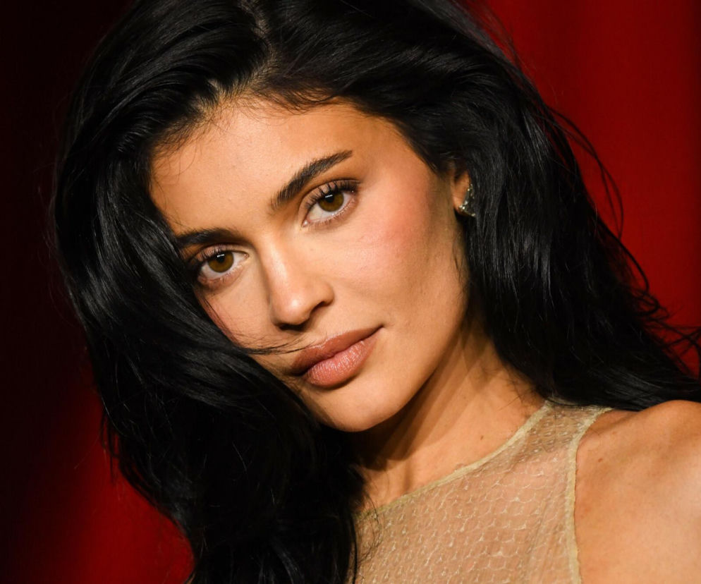 To najmodniejszy manicure tej wiosny. Kylie Jenner już go nosi