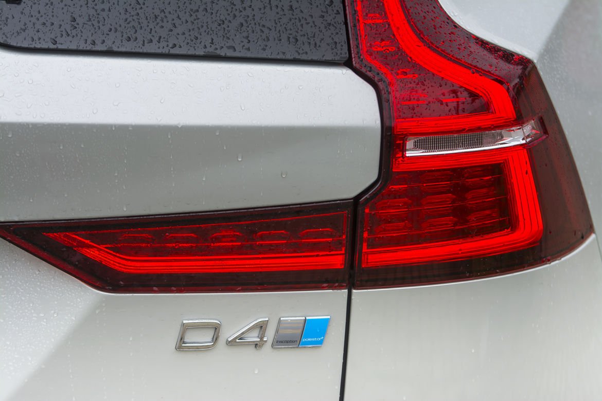 Volvo V60 D4 8AT Inscription