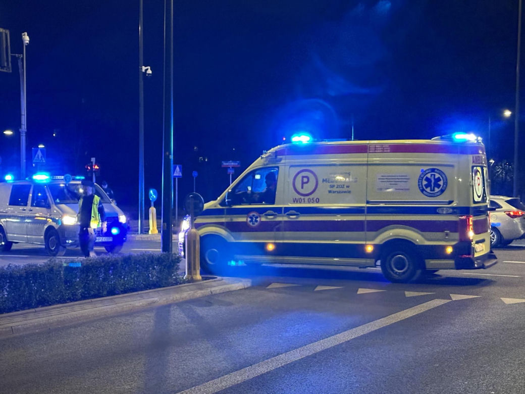 Zderzenie motocykla z radiowozem policji