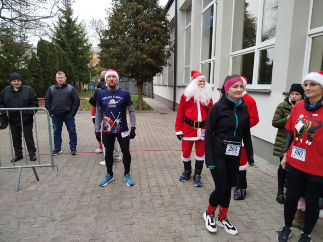 7. Charytatywny Bieg Mikołajkowy z Dwójką w Siedlcach 2025