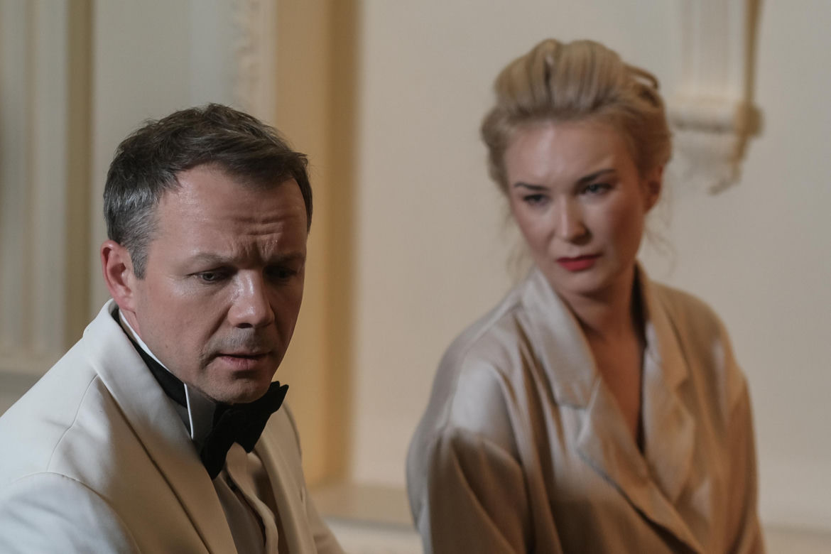 Barwy szczęścia odc. 3387. Karolina (Marta Dąbrowska), Bruno (Lesław Żurek)