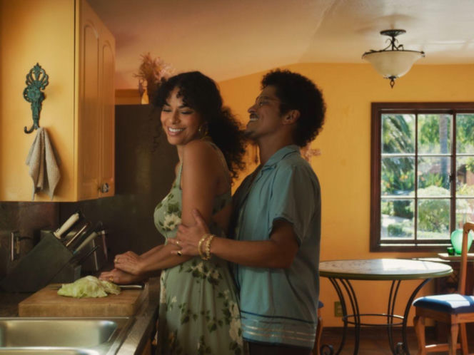 Bruno Mars - "Risk It All"