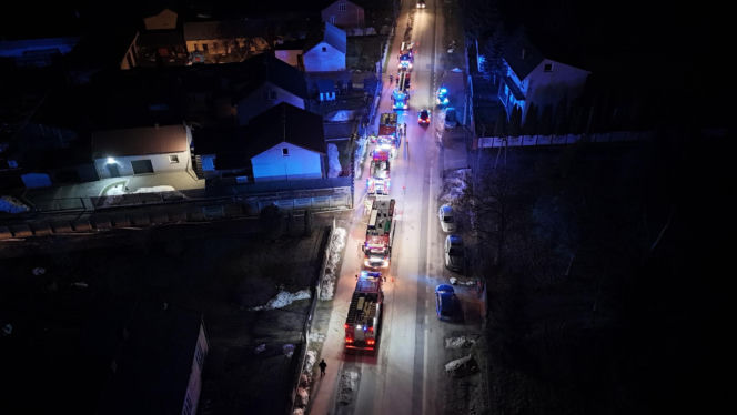 Tragiczny pożar domu pod Warszawą! Dwie osoby nie żyją