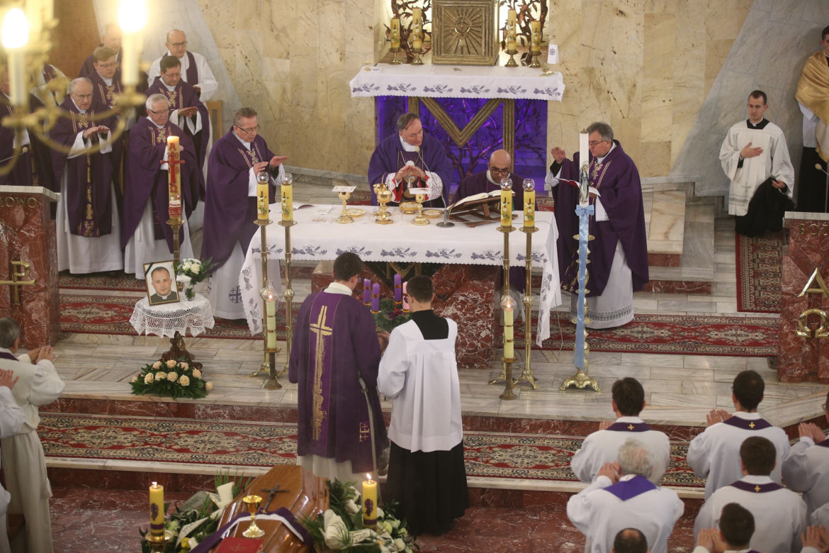 Pogrzeb księdza Piotra Pławeckiego