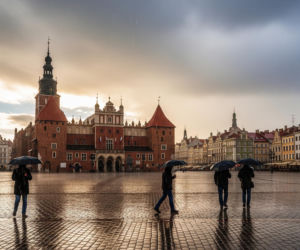 Dziś w Toruniu deszcz i chłód. Kiedy w końcu wyjrzy słońce 24.02.2026?