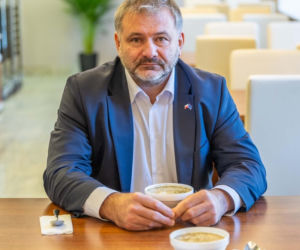 Minister Waldemar Żurek poleca na Wielkanoc żurek