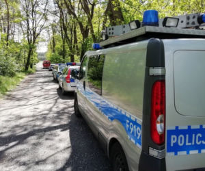 Ponad sto osób w akcji, policyjny śmigłowiec i dron. Poszukiwaną 27-latkę odnaleziono na... Śląsku