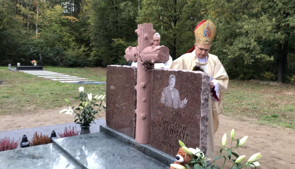 Poświęcenie nowego nagrobka Krzysztofa Krawczyka