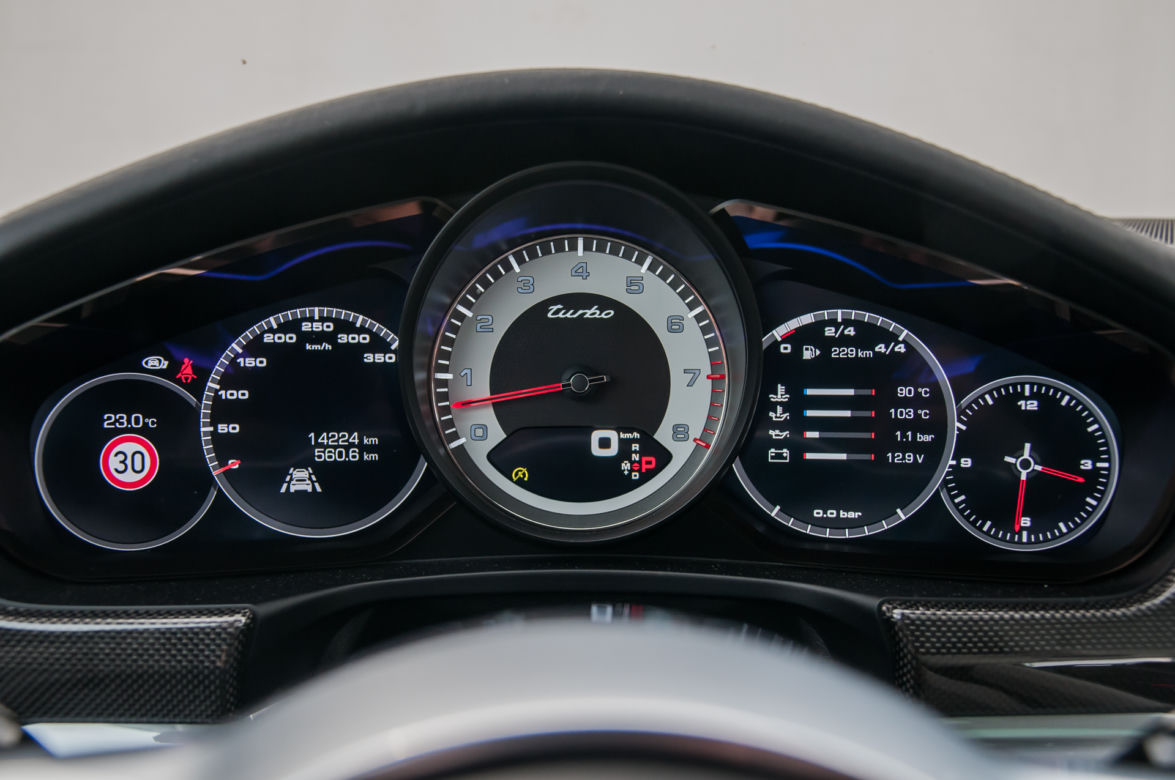 Porsche Panamera Turbo Sport Turismo 4.0 V8 550 KM