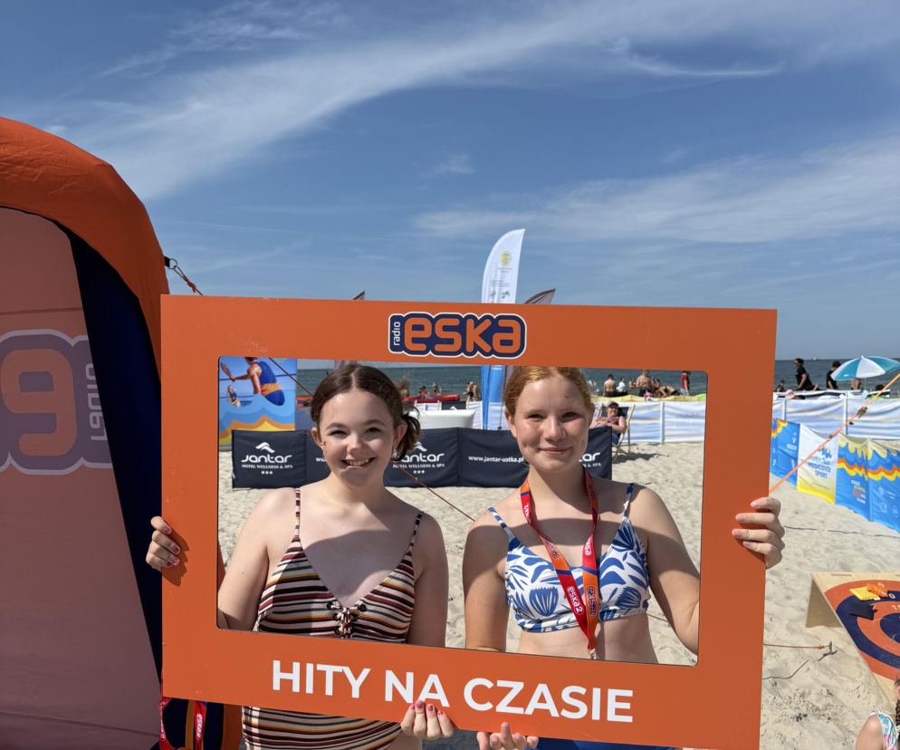 Niebieska i pomarańczowa ekipa rozgrzała plażę w Ustce! Baltic Tour Medicover Sport kontynuuje nadmorską trasę! 