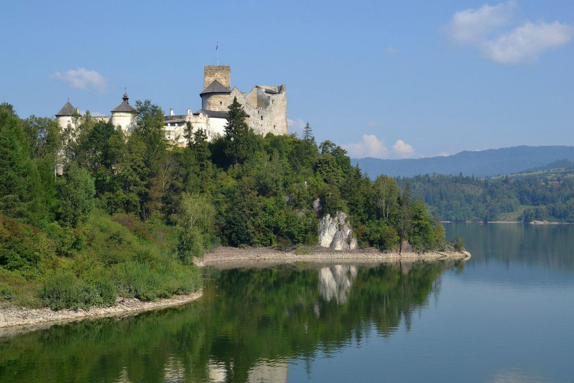 To najpiękniejsze miejscowości nad rzekami w Małopolsce. Warto je zobaczyć jesienią! TOP 10 według AI